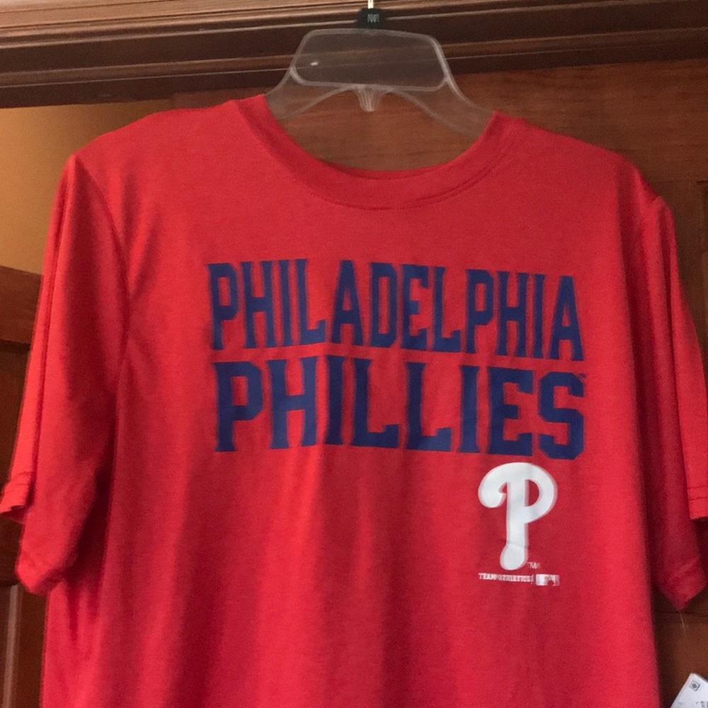 Youth Phillies athletic shirt NWT